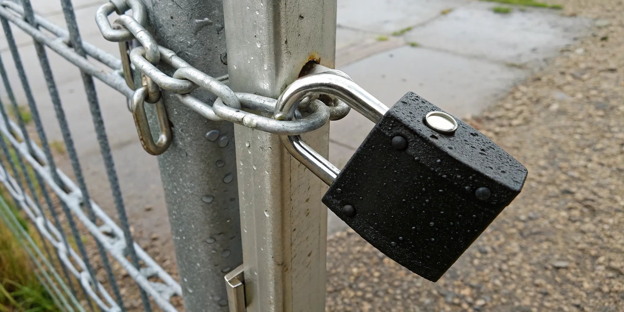 How to Choose an Outdoor Padlock Weatherproof DoubleLock USA How to Choose an Outdoor Padlock Weatherproof DoubleLock USA